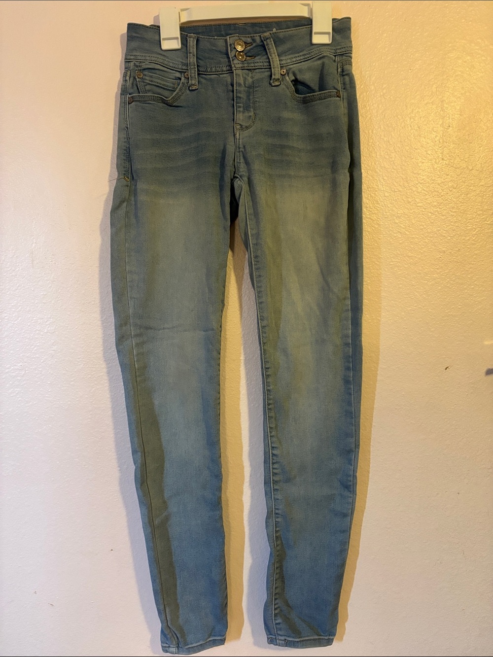 Wallflower Light Wash High Waist Skinny Jeans, Size 1